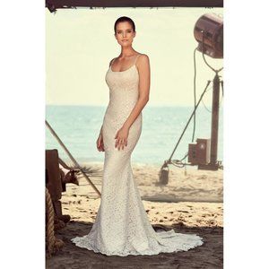 Mikaella 2186 Wedding Gown Size 12 Lace Low Back